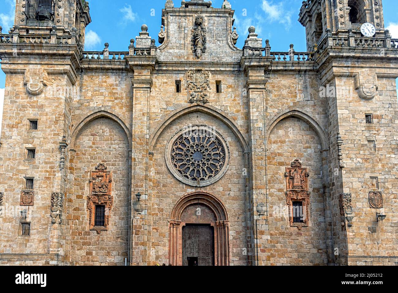 Catedral basílica de la Virgen de la Asunción en Mondoñedo, Lugo, Galicia, España Stock Photo