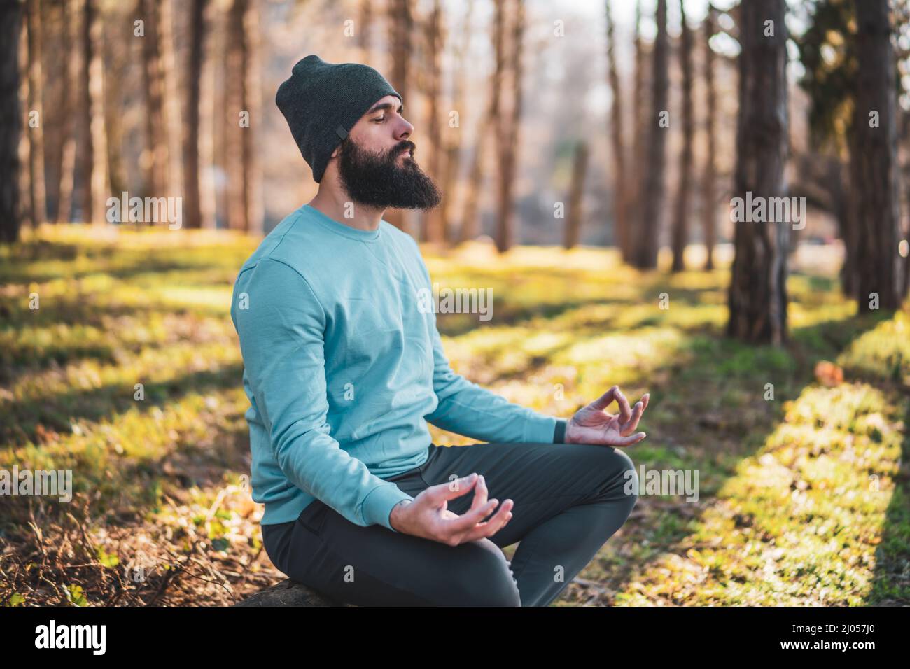 Sporty man enjoys exercising hi-res stock photography and images - Alamy