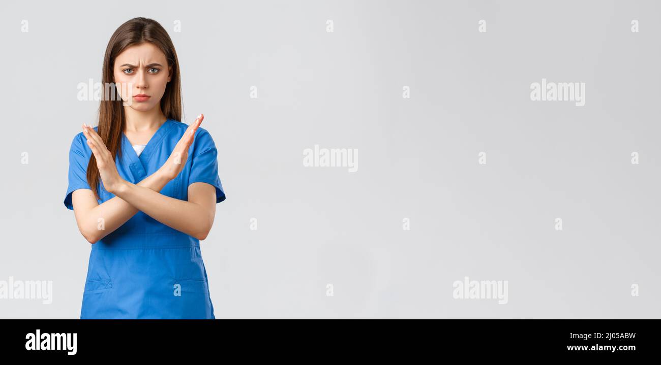 Angry female doctor in lab hi-res stock photography and images - Alamy