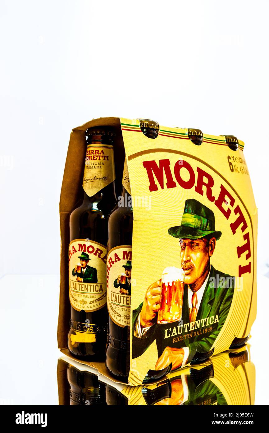 Moretti 6 pack beer can hi-res stock photography and images - Alamy