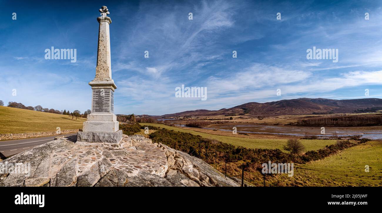 The war memorial at Lochgarthside on the south side of Loch Ness has to be one of the more striking ones I have seen, built ontop of a massive rock sc Stock Photo