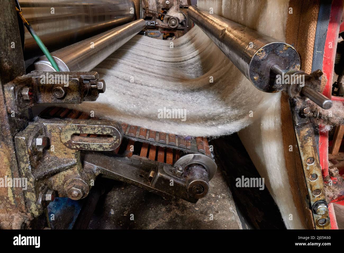 Wool Treating Surface elaboration hi-res stock photography and images - Alamy