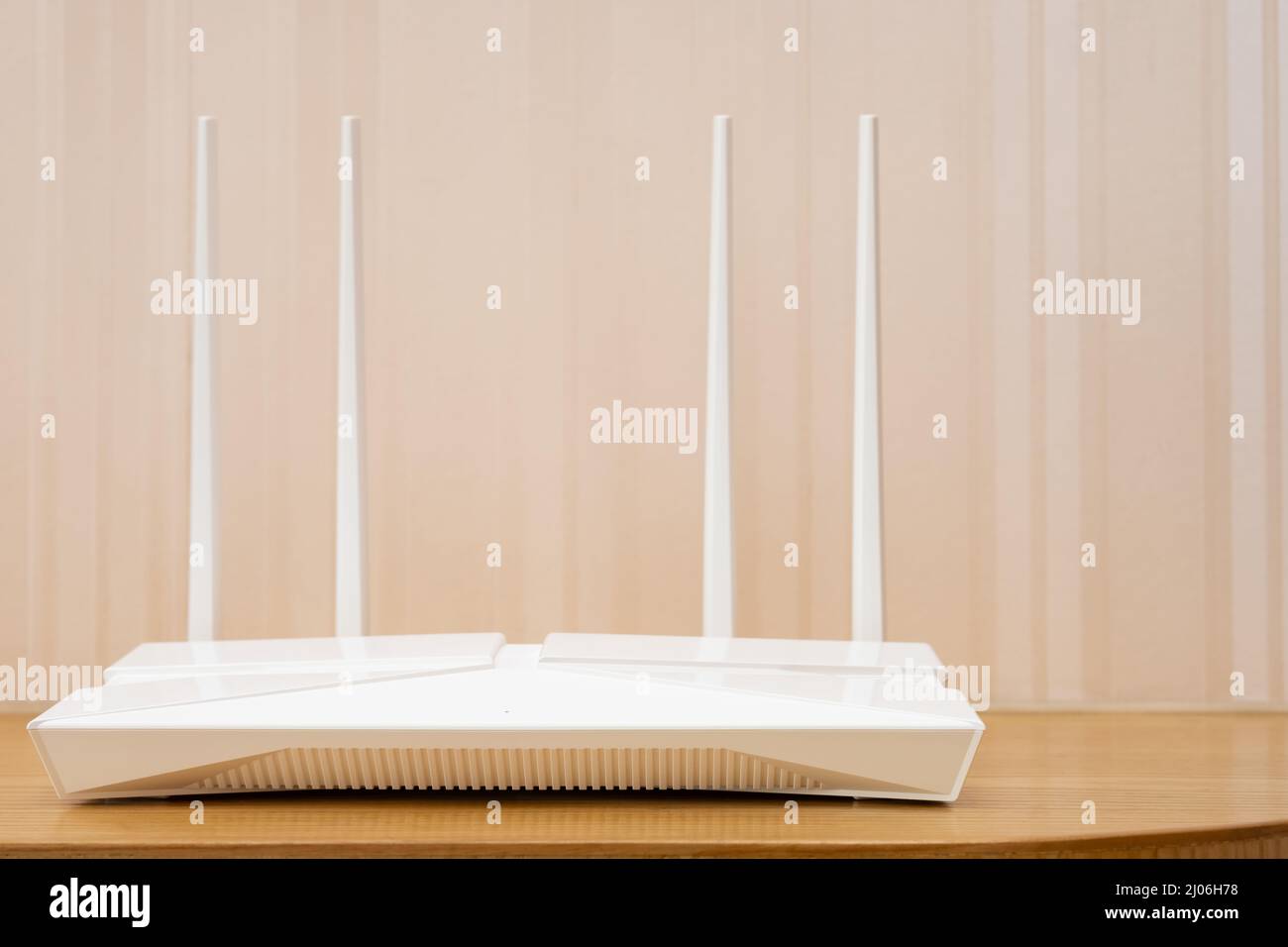 Wifi router table hires stock photography and images Alamy