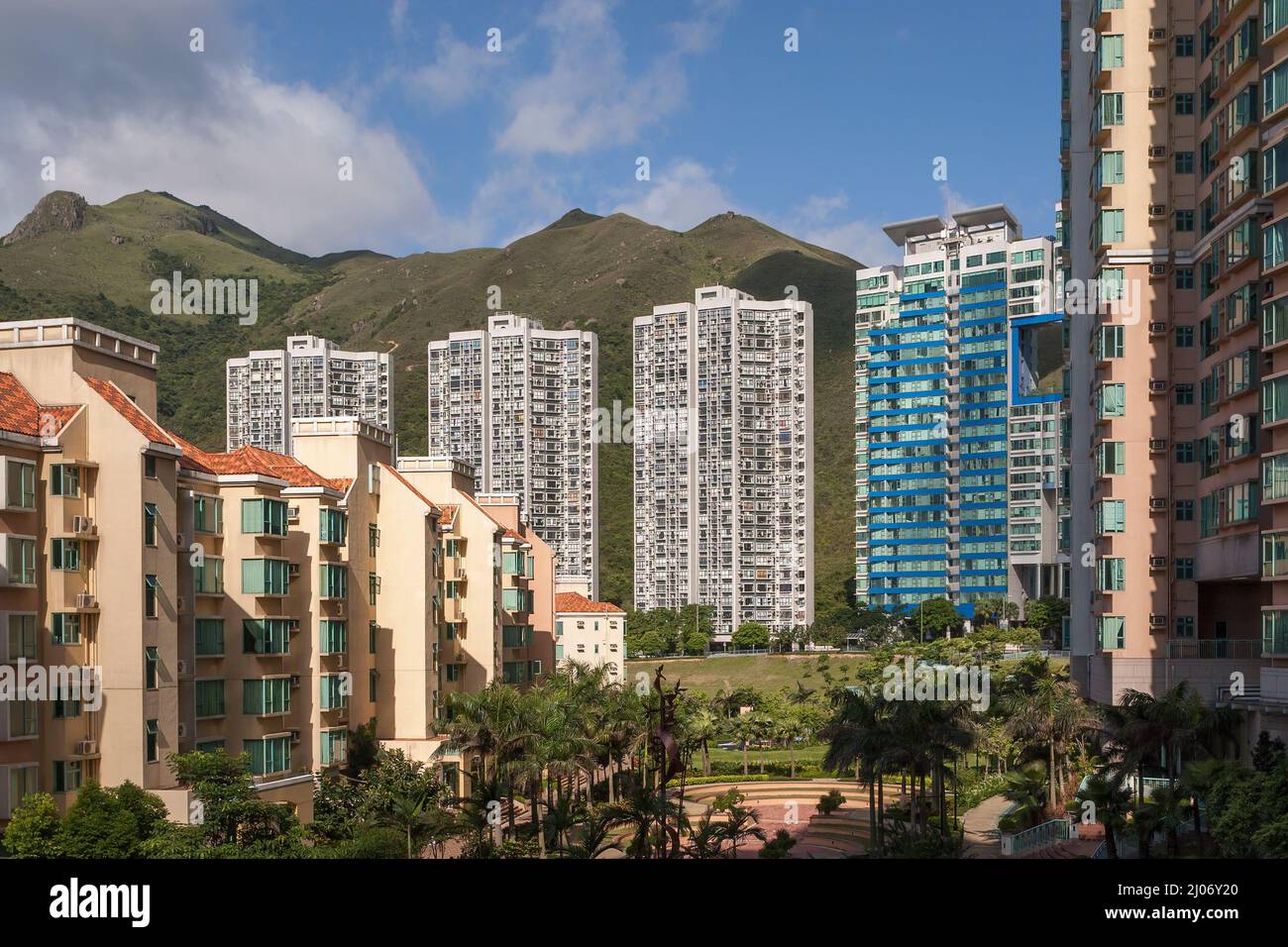 Highrise apartment blocks (i to r) Greenwood court, Greenmont Court