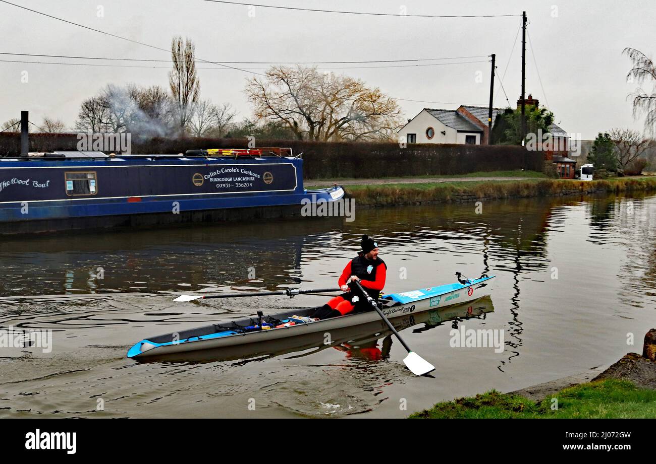 Jordan north rowing a canoe hires stock photography and images Alamy