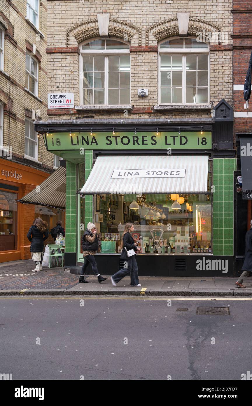 Lina Stores Soho Delicatessen. Italian deli selling homemade pasta, cheese, cured meats, wine and groceries. Brewer Street, Soho, London, England, UK. Stock Photo