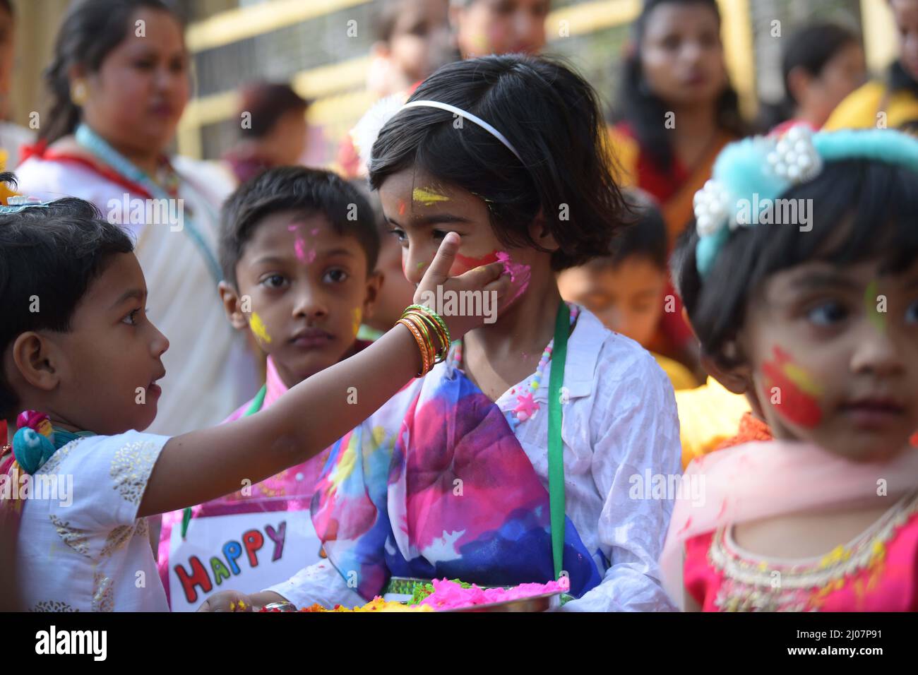 neu holi celebrations