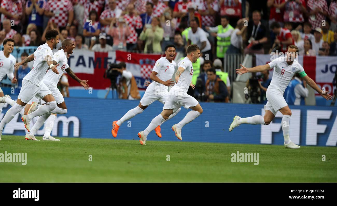 Kieran Trippier of England jubelt Ÿber sein Tor zum 0:1 mit Jesse Lingard  of England