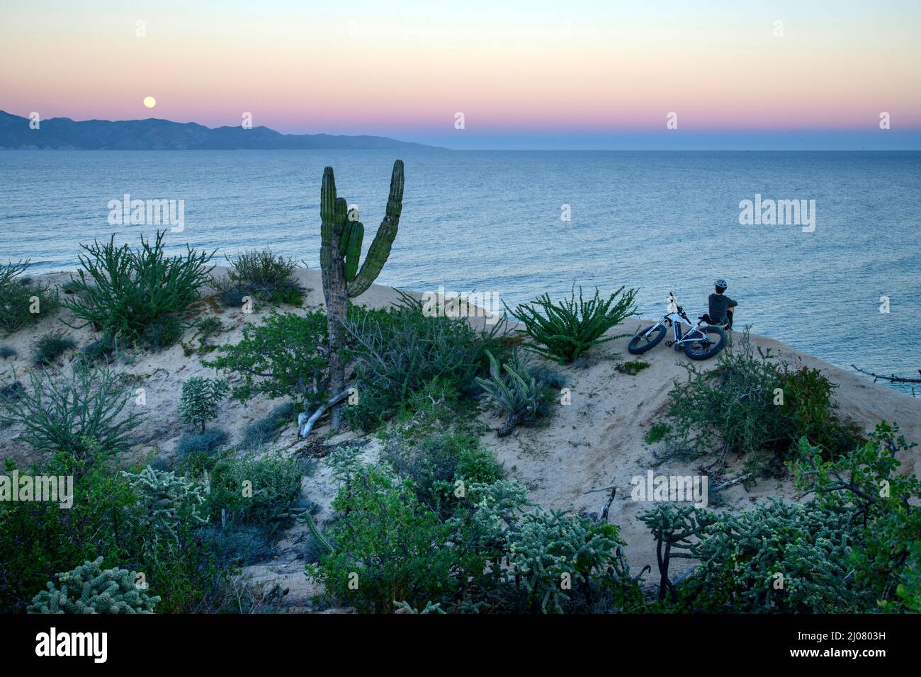 Central America, Mexico, Mexican, Baja California, Sur, El Sargento, moonrise over Cerralvo island Stock Photo