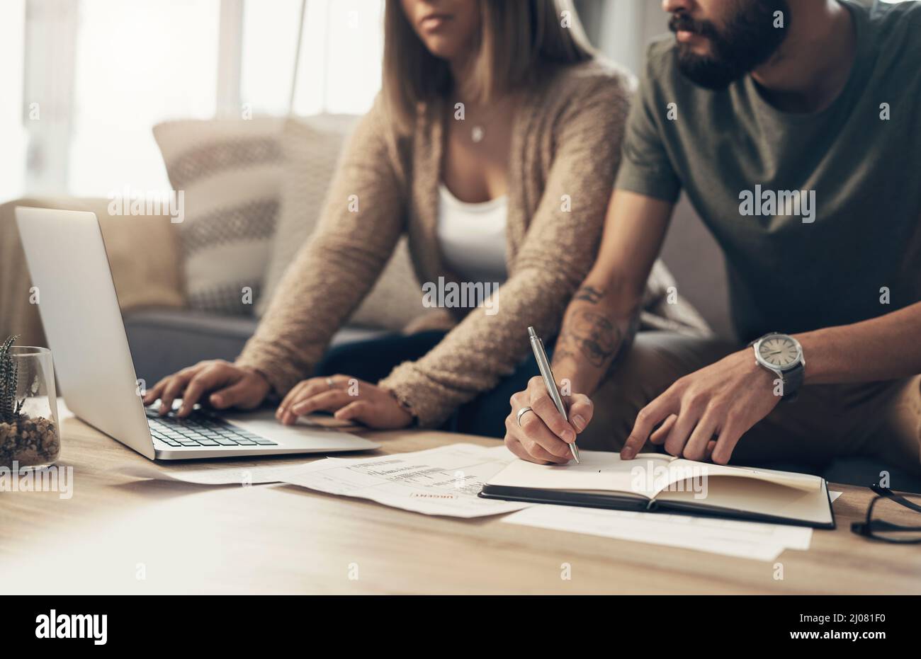 Two women talking sofa hands hi-res stock photography and images - Alamy