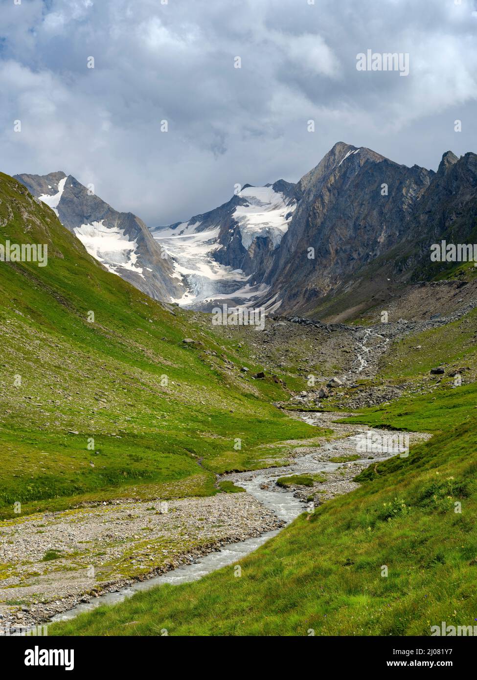 Valley Gaisbergtal.  Oetztal Alps in the nature park Oetztal near village Obergurgl. Europe, Austria, Tyrol Stock Photo
