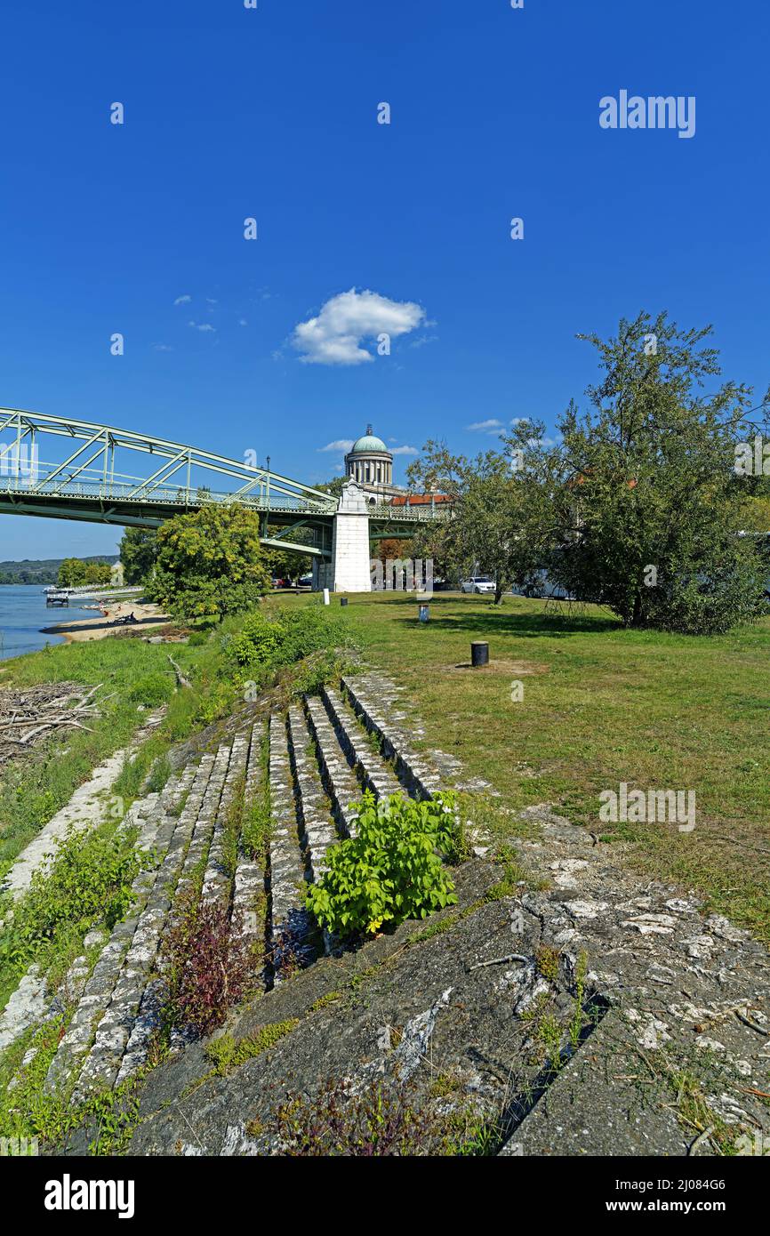 Fluß, Donau, Brücke, Mária Valéria híd