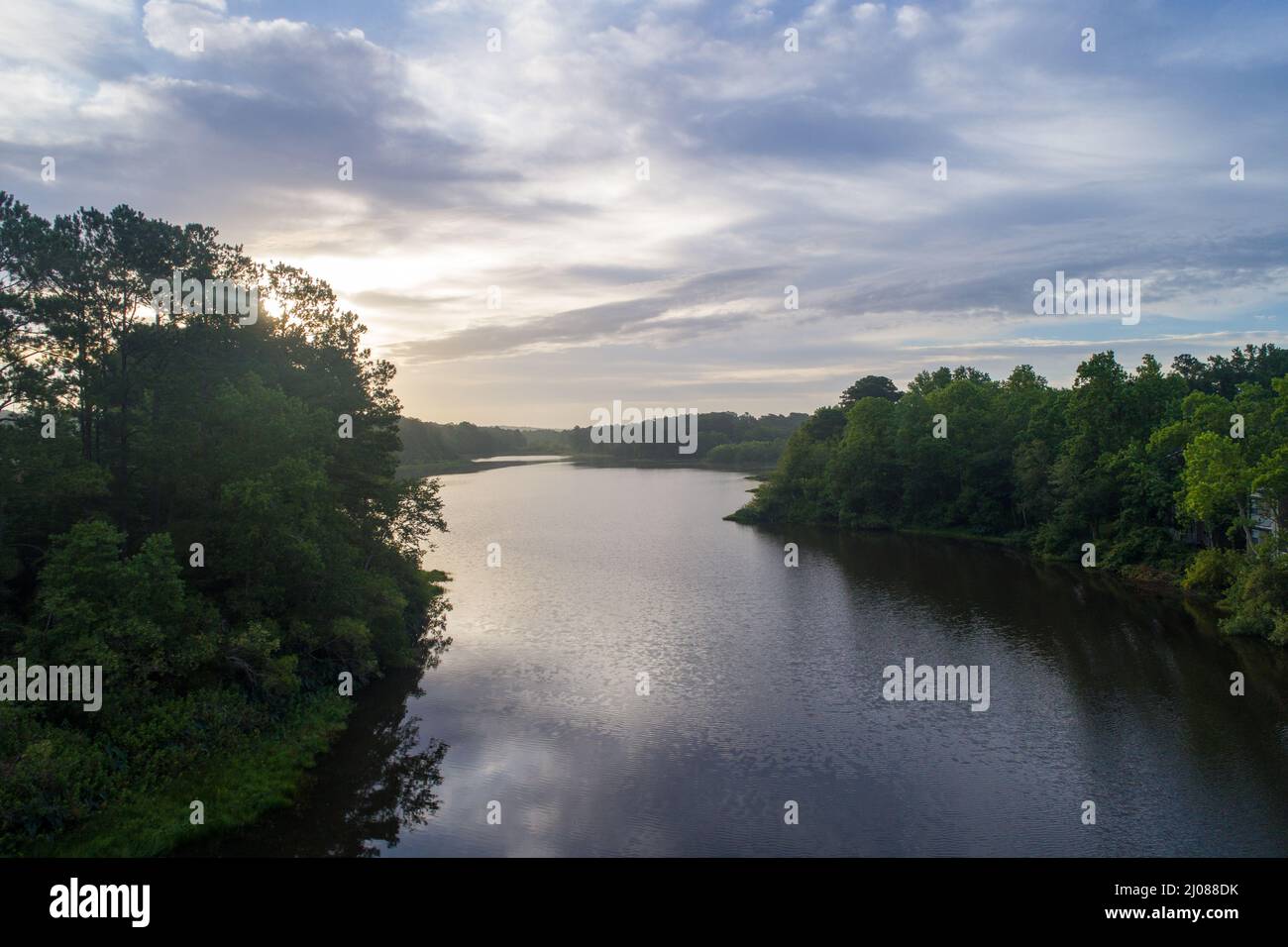 Drone over green forest lake hi-res stock photography and images - Alamy