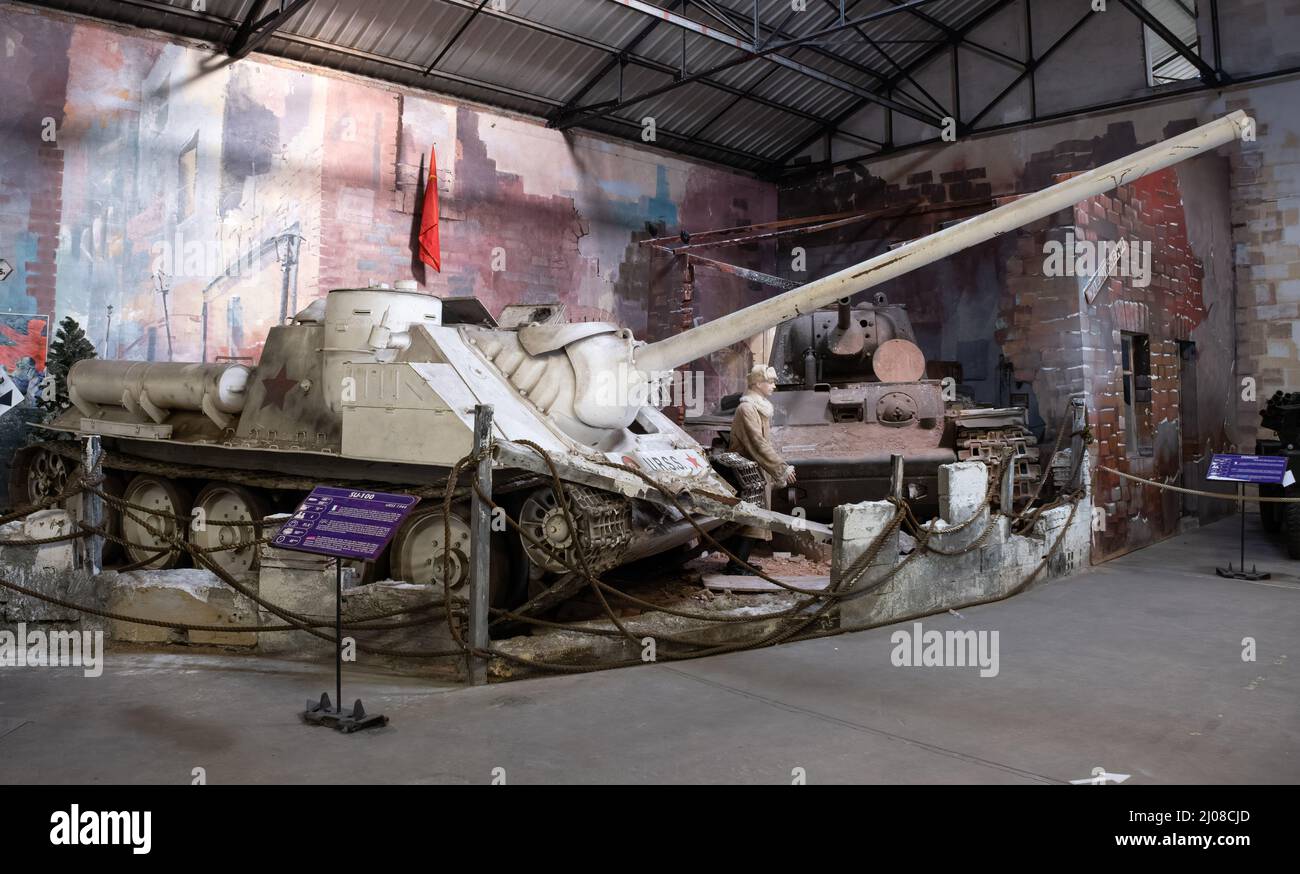 Saumur, France - February 26, 2022:  Soviet SU 100 (tank destroyer). Tank museum in Saumur (Musee des Blindes). Second world war exhibition. Selective Stock Photo