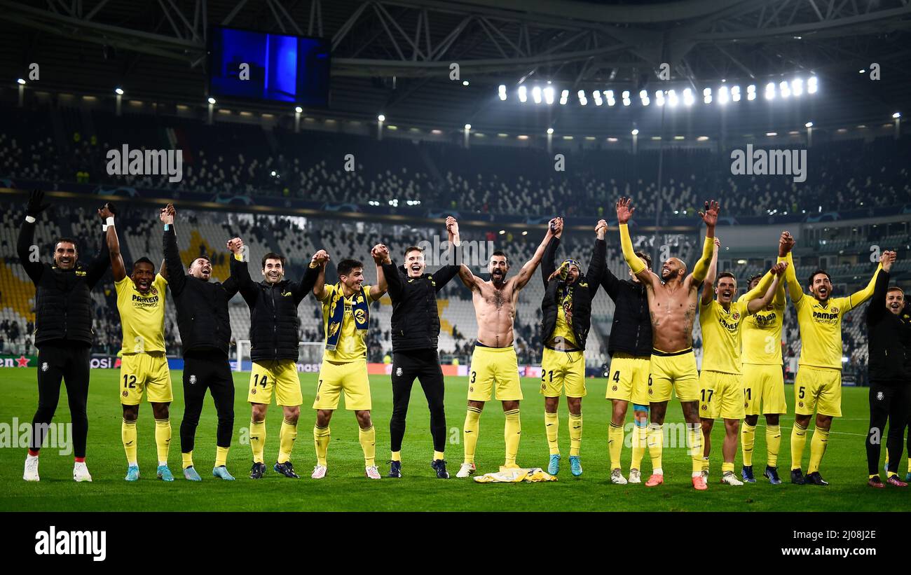 Turin, Italy. 16 March 2022. Players of Villarreal CFcelebrate the victory at the end of the UEFA Champions League round of sixteen second leg football match between Juventus FC and Villarreal CF. Credit: Nicolò Campo/Alamy Live News Stock Photo