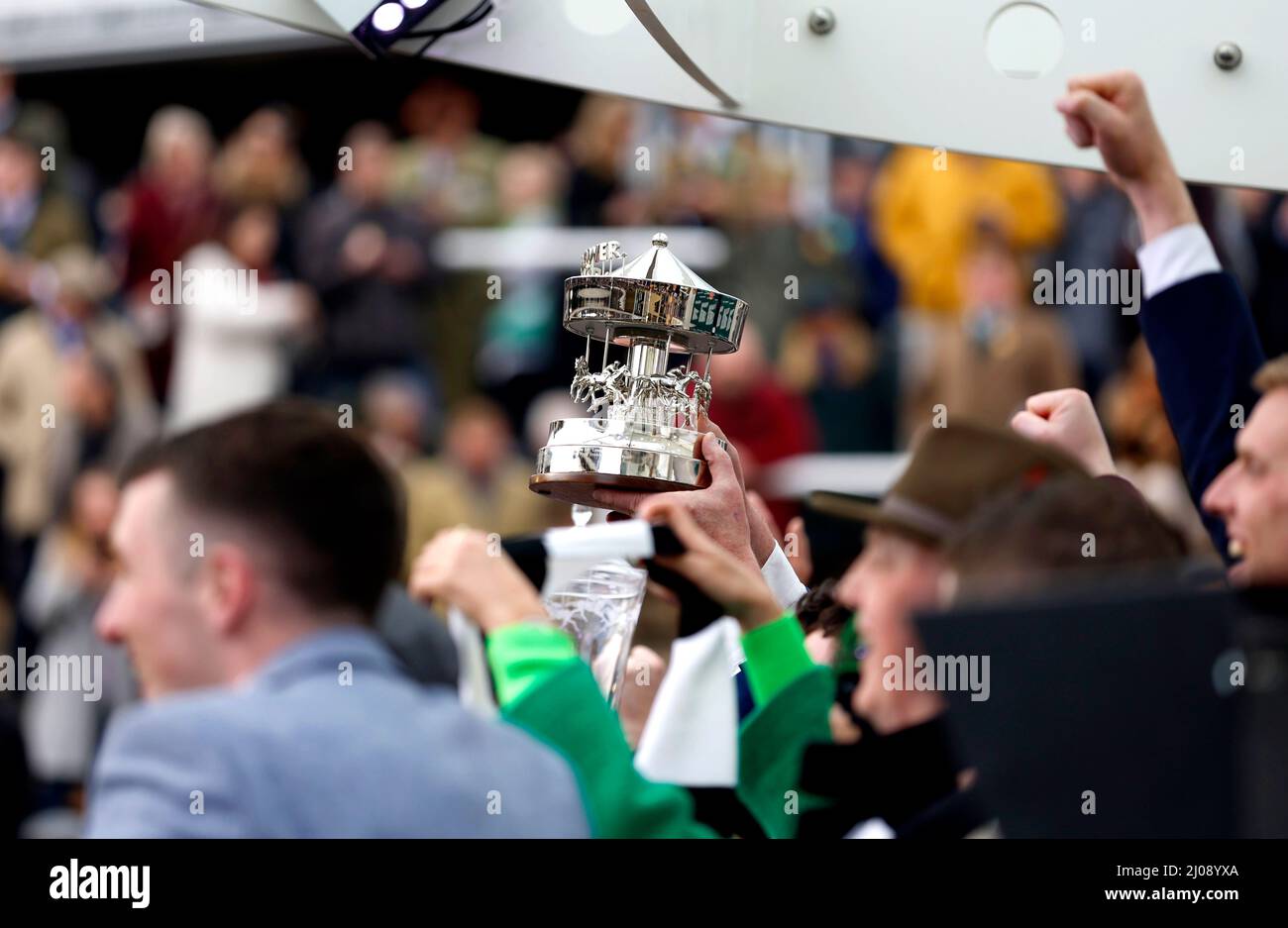 Stayers hurdle trophy hires stock photography and images Alamy