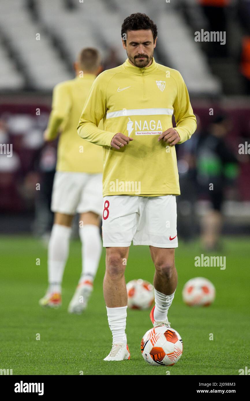 LONDON, UK. MAR 17TH Thomas Delaney of Sevilla warms up during the UEFA Europa League match between West Ham United and Sevilla FC at the London Stadium, Stratford on Thursday 17th March 2022. (Credit: Federico Maranesi | MI News) Credit: MI News & Sport /Alamy Live News Stock Photo