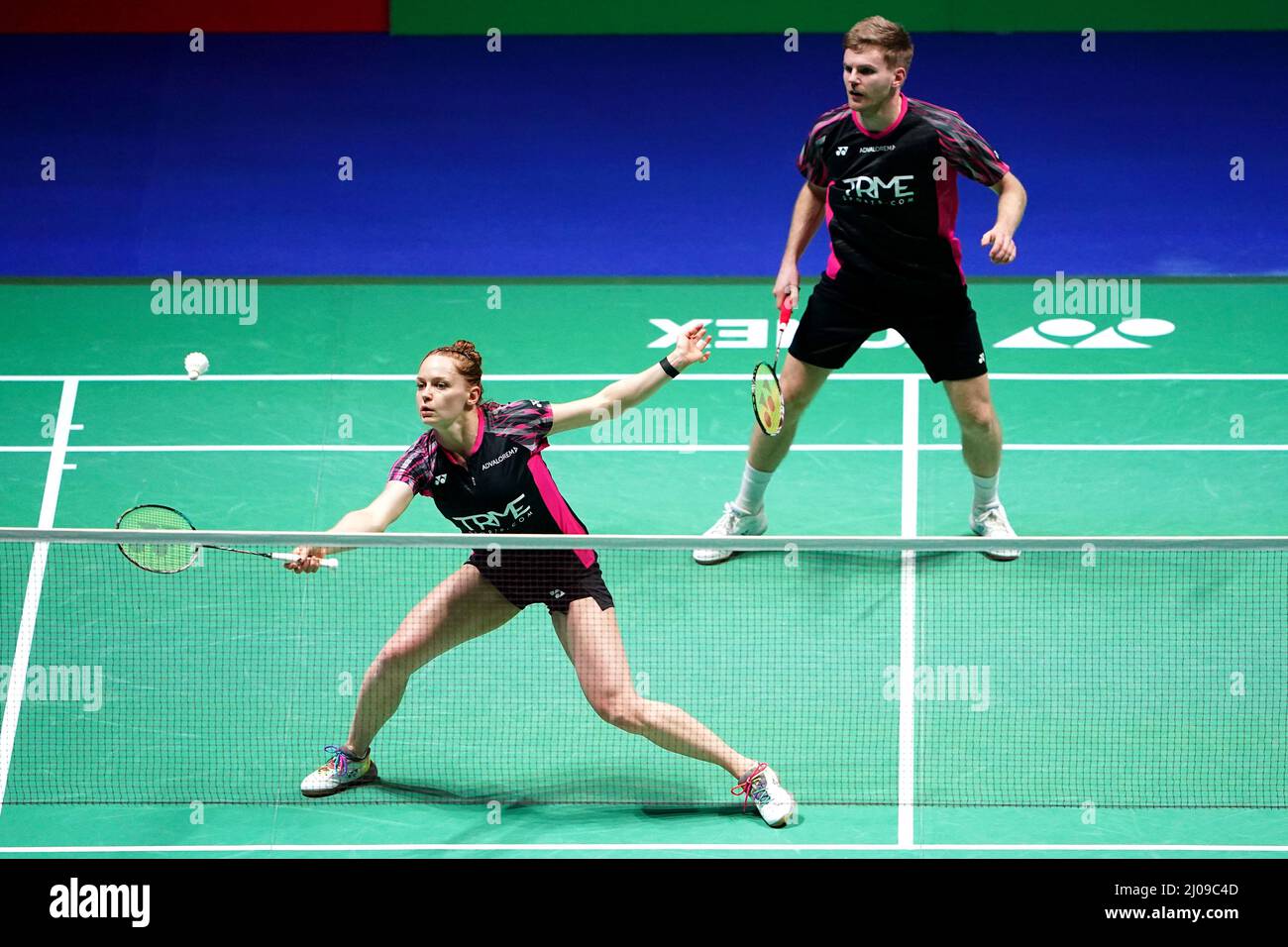 England's Marcus Ellis and Lauren Smith (left) in action against Japan's Yuki Kaneko and Misaki Matsutomo during day two of the YONEX All England Open Badminton Championships at the Utilita Arena Birmingham. Picture date: Thursday March 17, 2022. Stock Photo