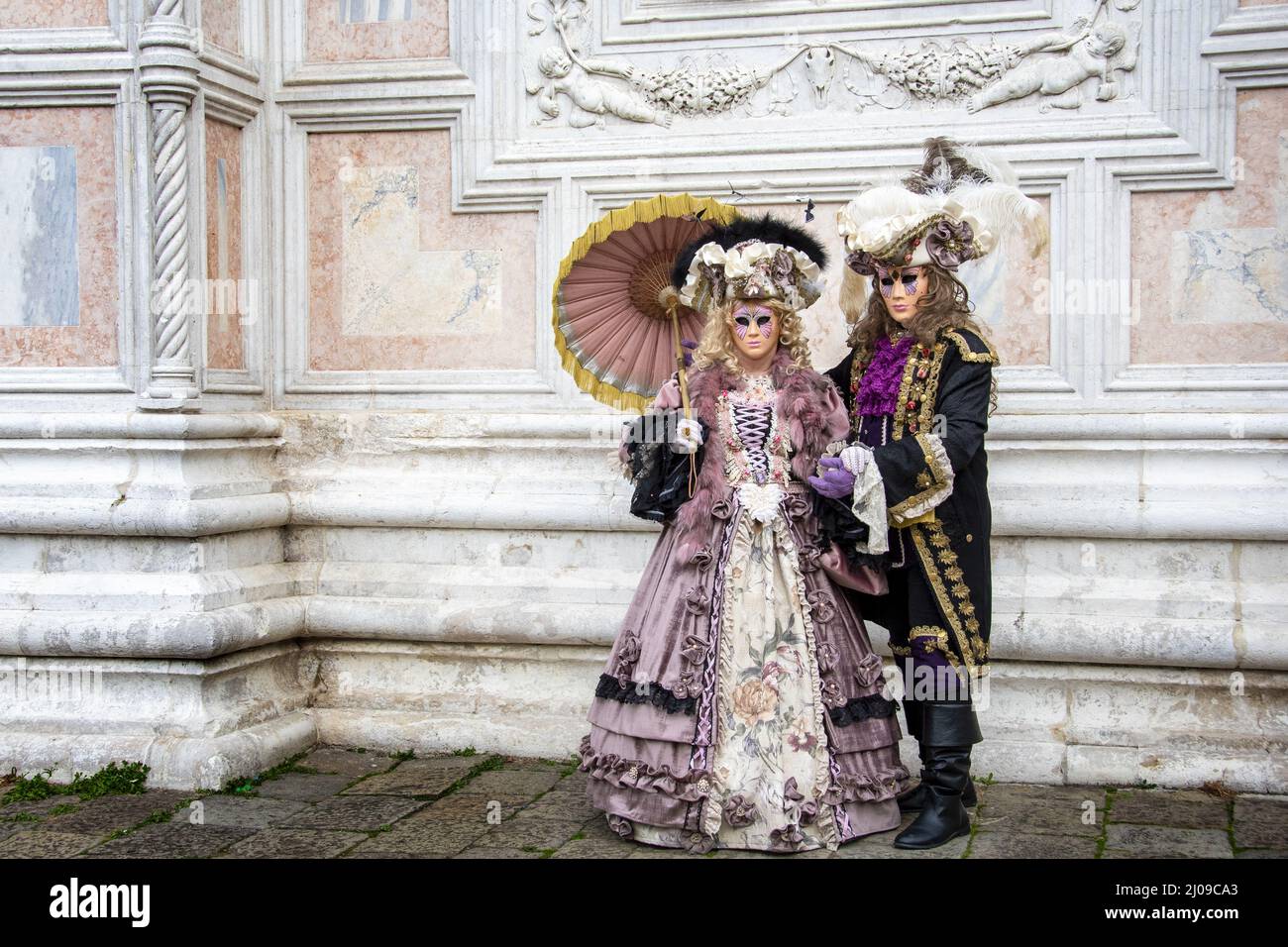 Mannequin in carnival costume hi-res stock photography and images - Alamy