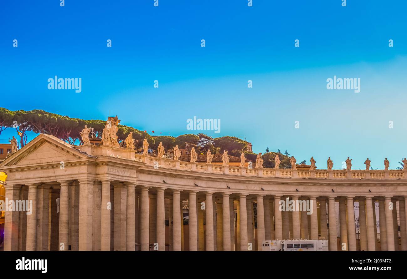 Saint Peter Rennaissance The Papal Basilica of Saint Peter in the Vatican, or simply Saint Peter ...
