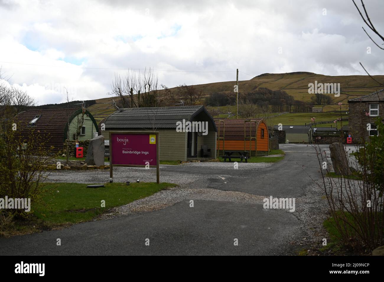 farm buildings, Old Gayle Lane, Gayle, Wensleydale, North Yorkshire
