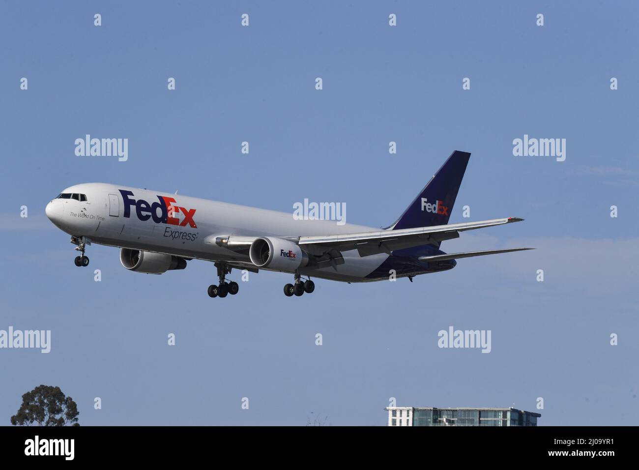 Fed Ex Boeing 767 arrives at San Diego International Airport Stock ...