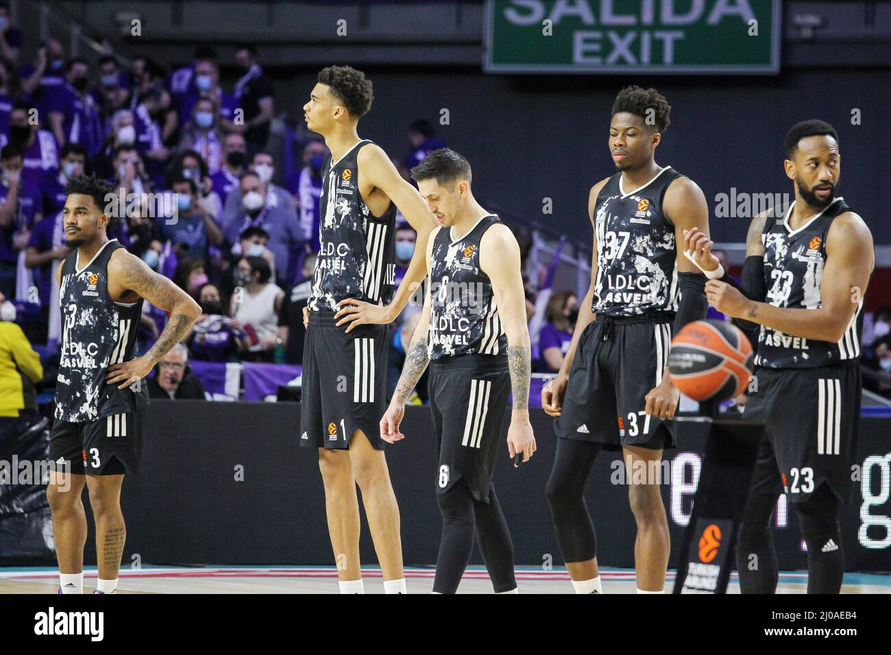 Madrid, Spain. 17th Mar, 2022. Chris Jones, Victor Wembanyama, Paul Lacombe, Kostas Ndubuisi Antetokounmpo and David Lighty of Asvel Lyon-Villeurbanne during the Turkish Airlines Euroleague basketball match between Real Madrid and Asvel Lyon-Villeurbanne on march 17, 2022 at Wizink Center in Madrid, Spain Credit: Independent Photo Agency/Alamy Live Newss Stock Photo