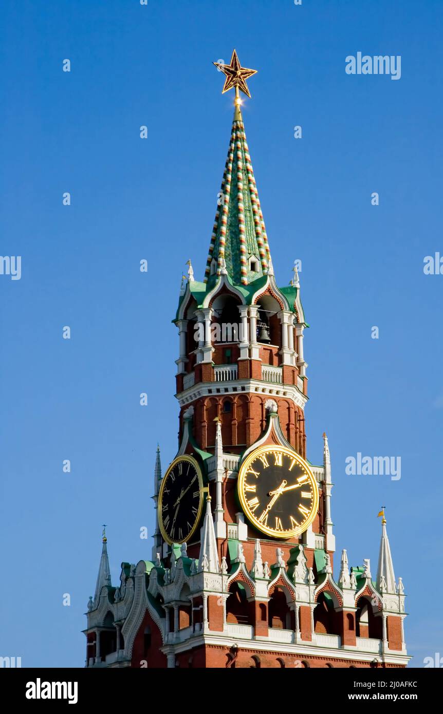Kremlin tower with clock in Moscow Stock Photo Alamy
