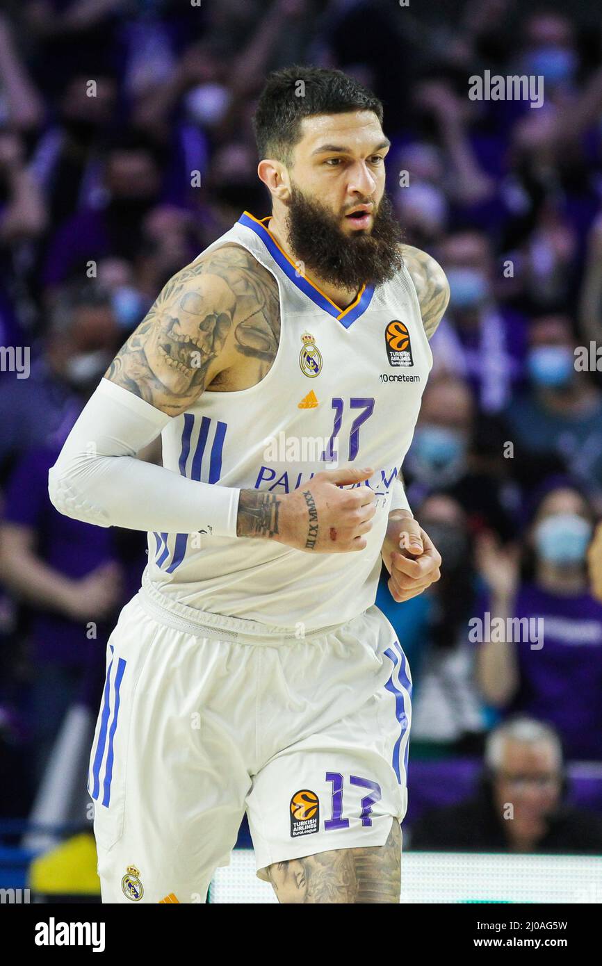 Madrid, Spain. 17th Mar, 2022. Vincent Poirier of Real Madrid during the Turkish Airlines Euroleague basketball match between Real Madrid and Asvel Lyon-Villeurbanne on march 17, 2022 at Wizink Center in Madrid, Spain Credit: Independent Photo Agency/Alamy Live Newss Stock Photo
