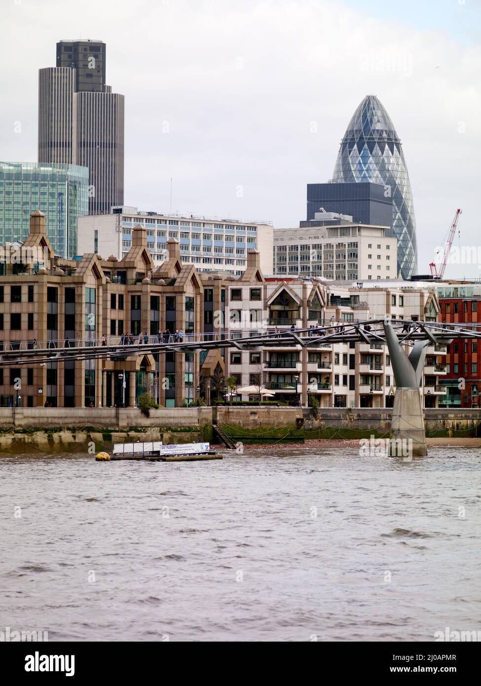 London city construction hi-res stock photography and images - Alamy