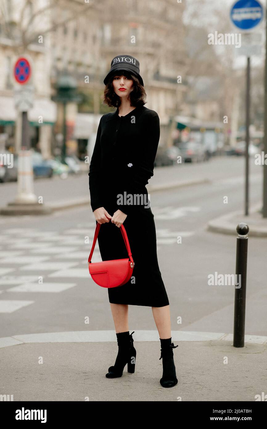 Street style, Justine Soranzo arriving at Patou FallWinter 20222023