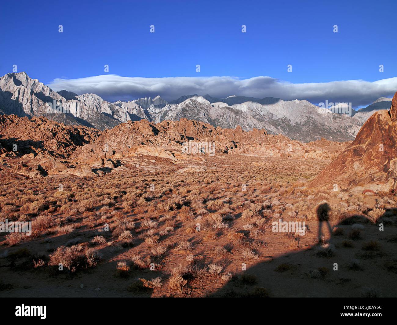 Lone pine peak and alabama hills shortly after sunrise eastern s Stock Photo