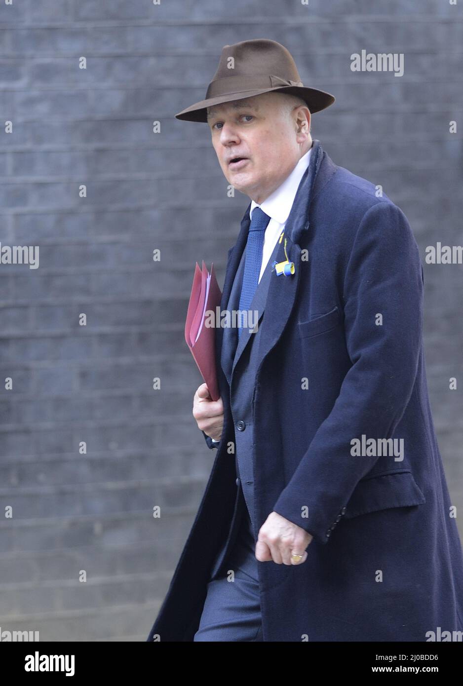 Sir Iain Duncan Smith MP (Con: Chingford and Woodford Green) in Downing Street. wearing a hat, 17th March 2022 Stock Photo