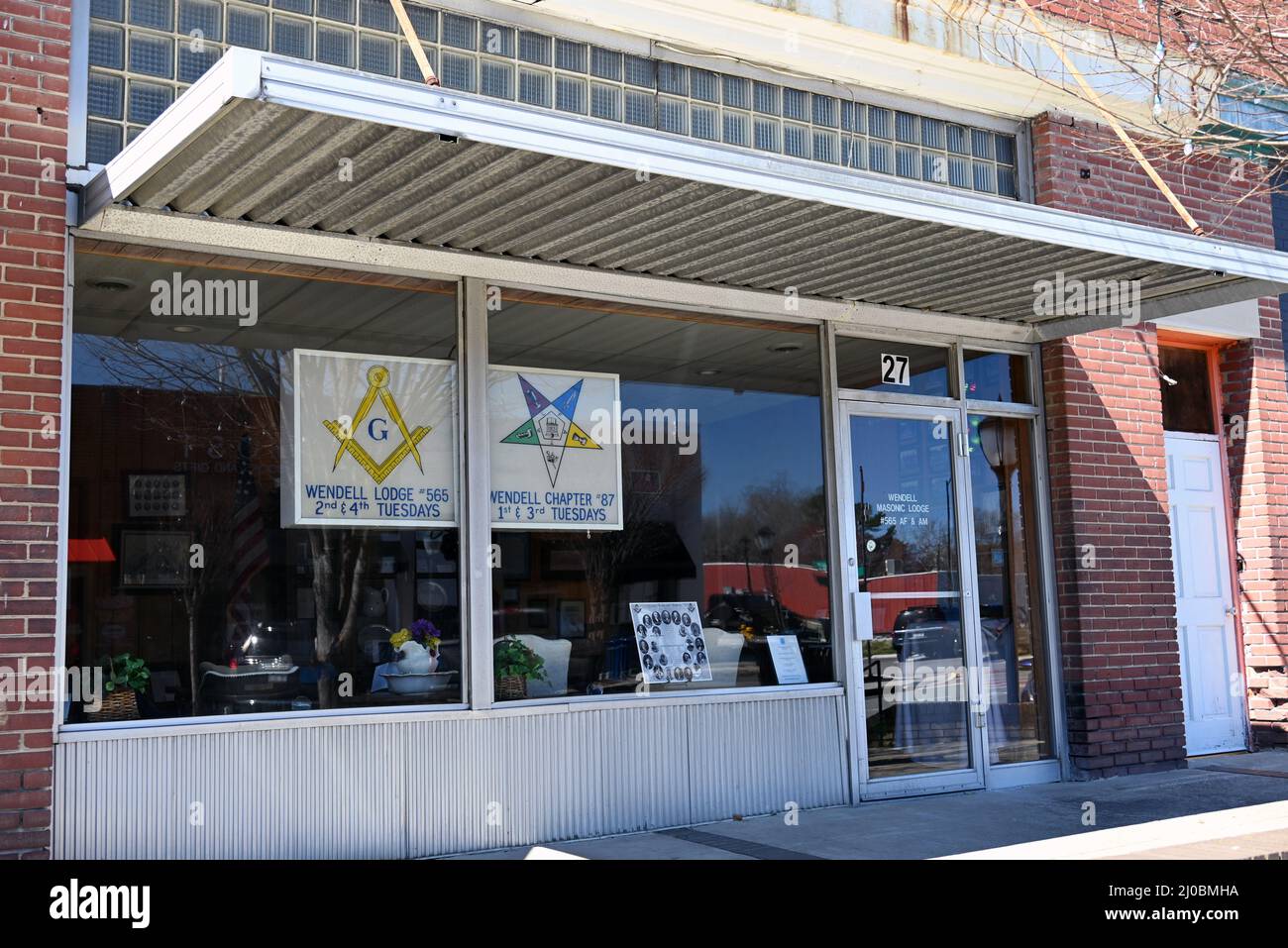 Masons lodge in downtown Wendell, NC Stock Photo Alamy
