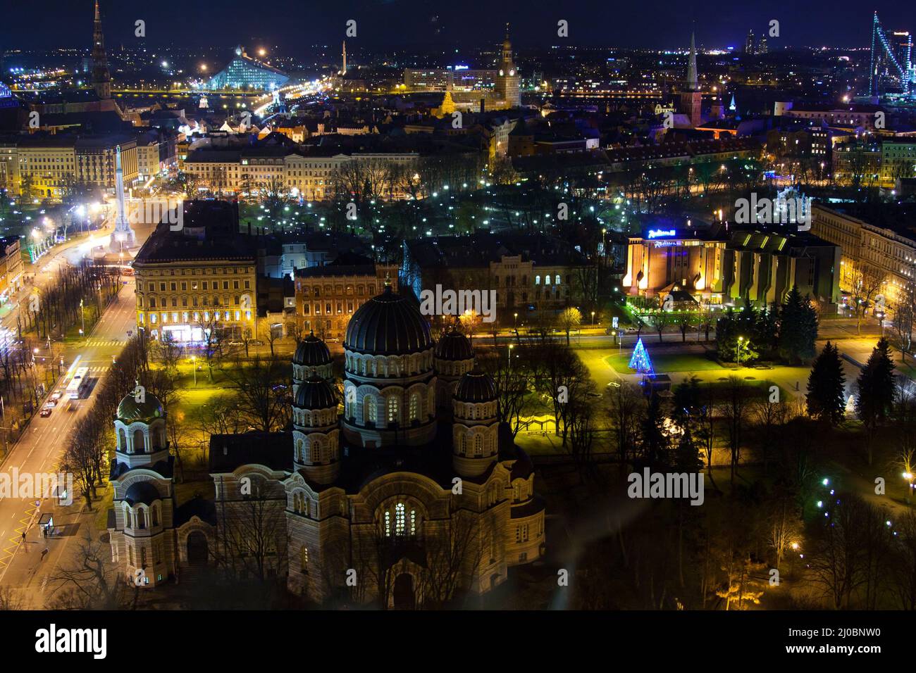 Rooftop viewpoint hi-res stock photography and images - Alamy