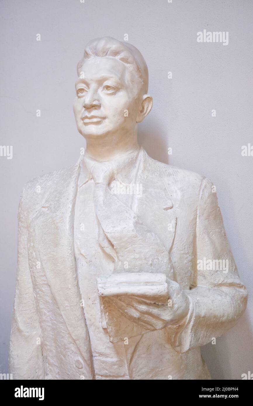 A white stone sculpture of the famous Uzbek writer, Hamid Olimjon