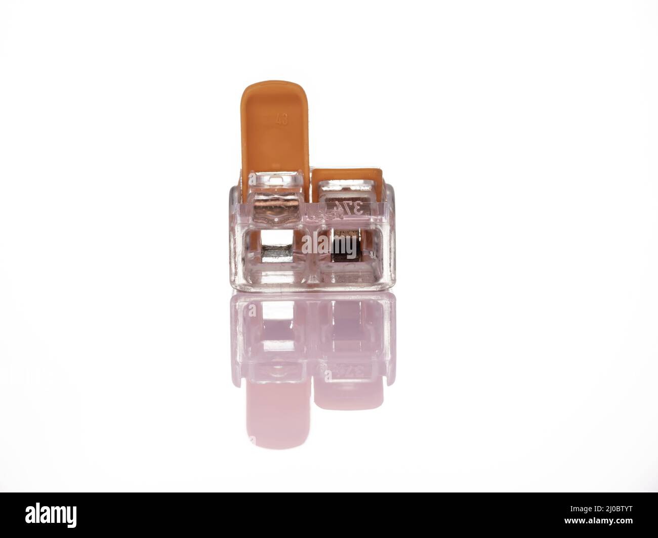 3 terminal, bundle, cable joint, clamp, clamp inside, clasp, cleat