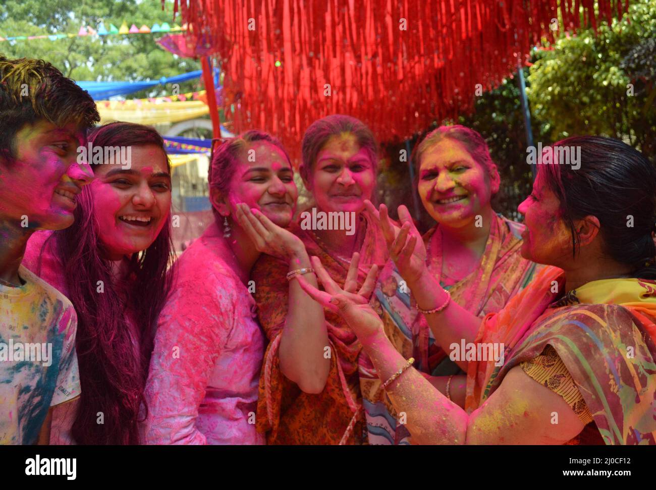 holi colors bangalore