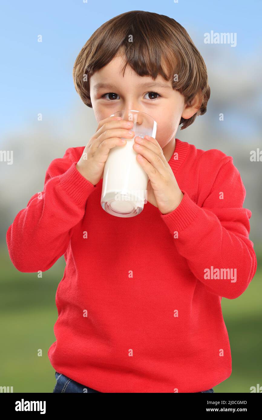 Child Drink Milk Glass Healthy Food Portrait Stock Photo Alamy child-drink-milk-glass-healthy-food-portrait-stock-photo-alamy