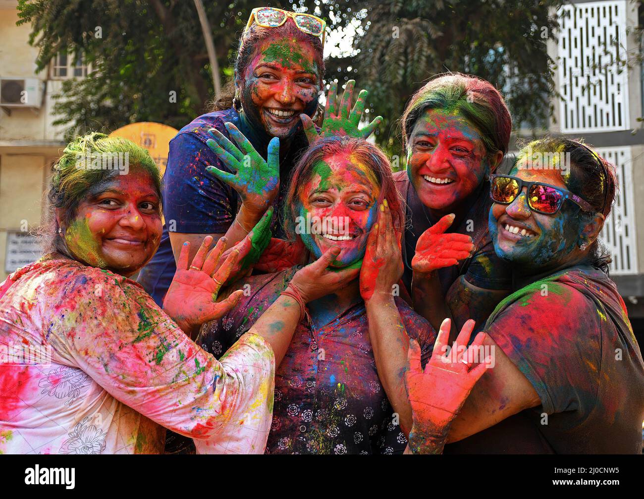 Natural Holi colours for better skin & healthy hair – Meghalaya Monitor