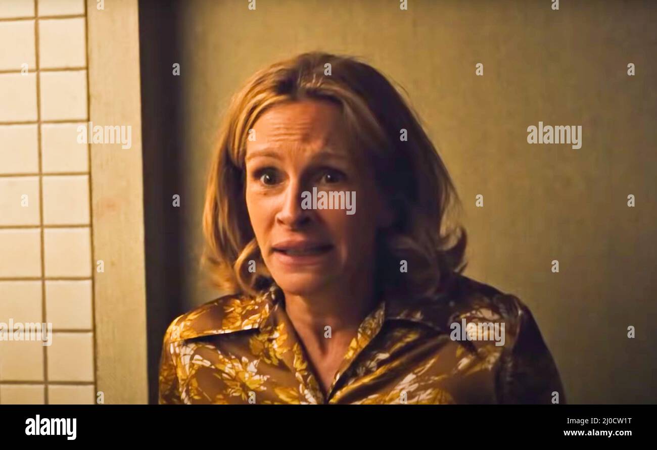 USA. Julia Roberts in a scene from the (C)Starz new series Gaslit