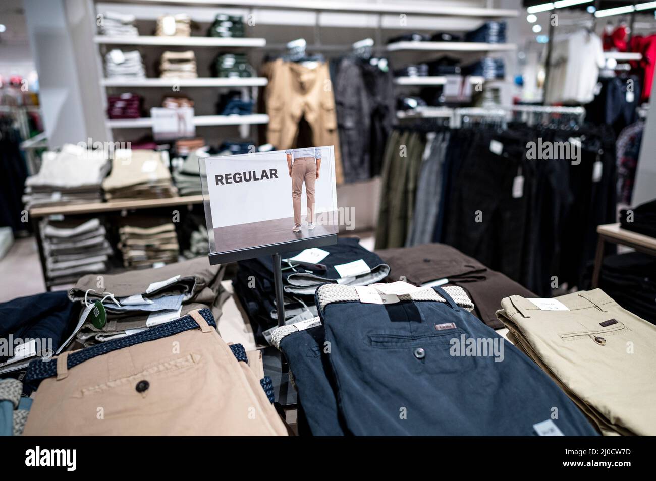 Berlin, Germany. 02nd Mar, 2022. Various jeans of the Regular category are  in the men's department in the C&A clothing store in a shopping center in  Berlin-Marzahn. Credit: Fabian Sommer/dpa/Alamy Live News
