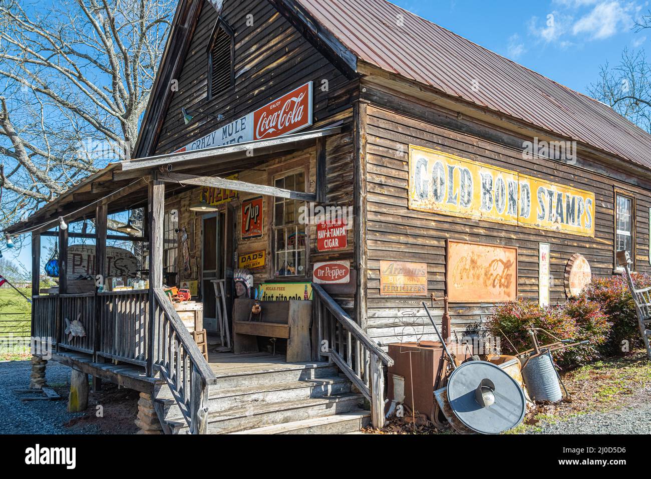 Crazy Mule Antiques, located in a 1909 Lula, Georgia, general store building in the foothills of the Blue Ridge Mountains. (USA) Stock Photo