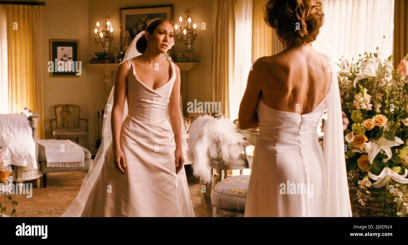 USA. Jane Fonda and Jennifer Lopez in a scene from the (C)New Line Cinema film : Monster-in-Law (2005). Plot: The love life of Charlotte is reduced to an endless string of disastrous