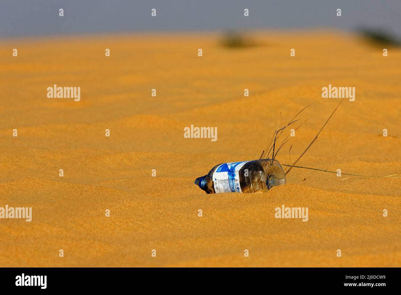 Pollution water dubai hires stock photography and images Alamy