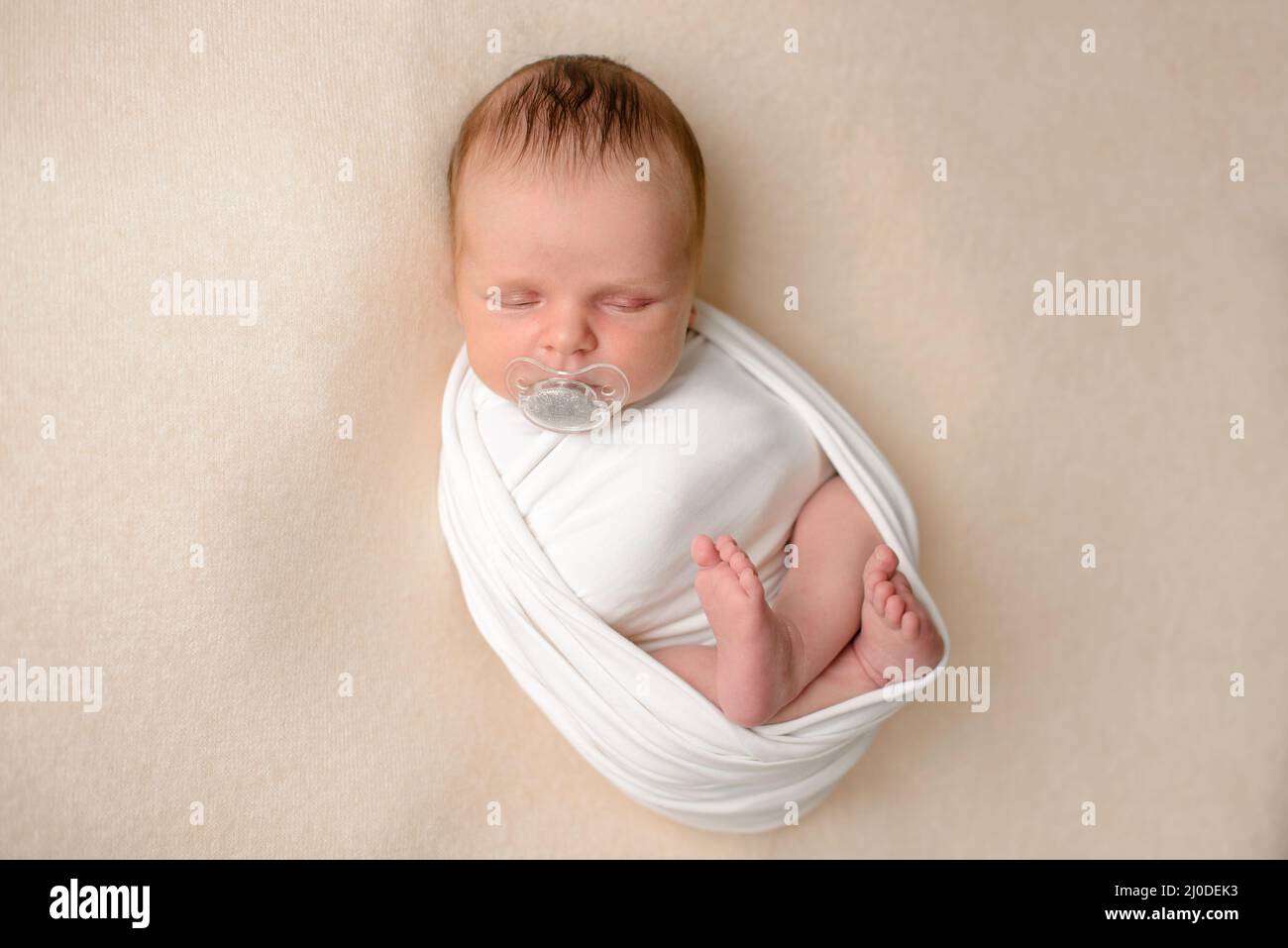 newborn-baby-sleep-first-days-of-life-cute-little-newborn-child