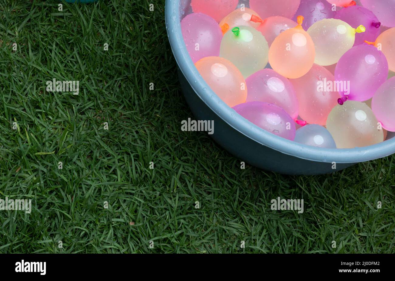 Water balloon balloons hires stock photography and images Alamy
