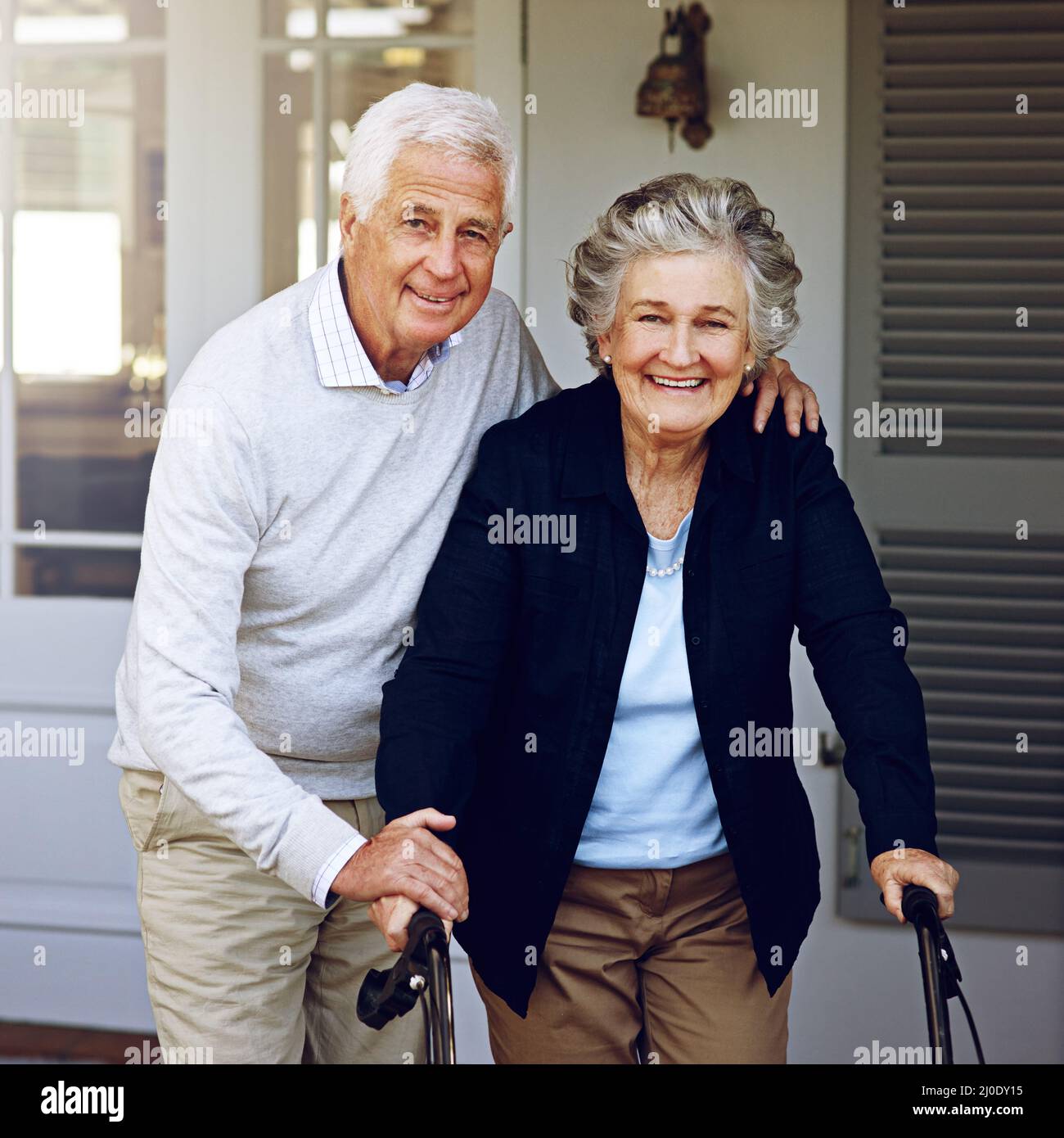 Old man using walker hi-res stock photography and images - Alamy