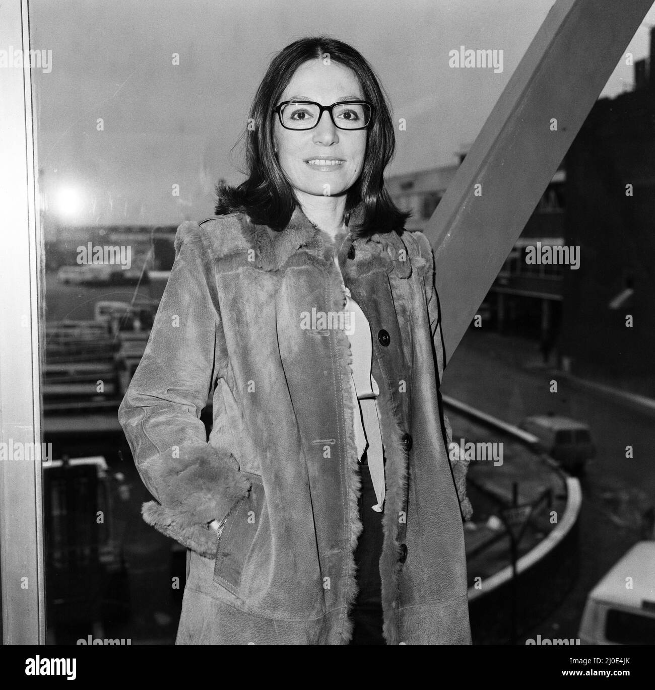 Nana mouskouri 1970s hi-res stock photography and images - Alamy