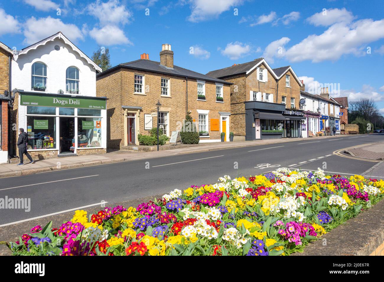 Village centre, Oatlands Drive, Oatlands, Surrey, England, United Kingdom Stock Photo